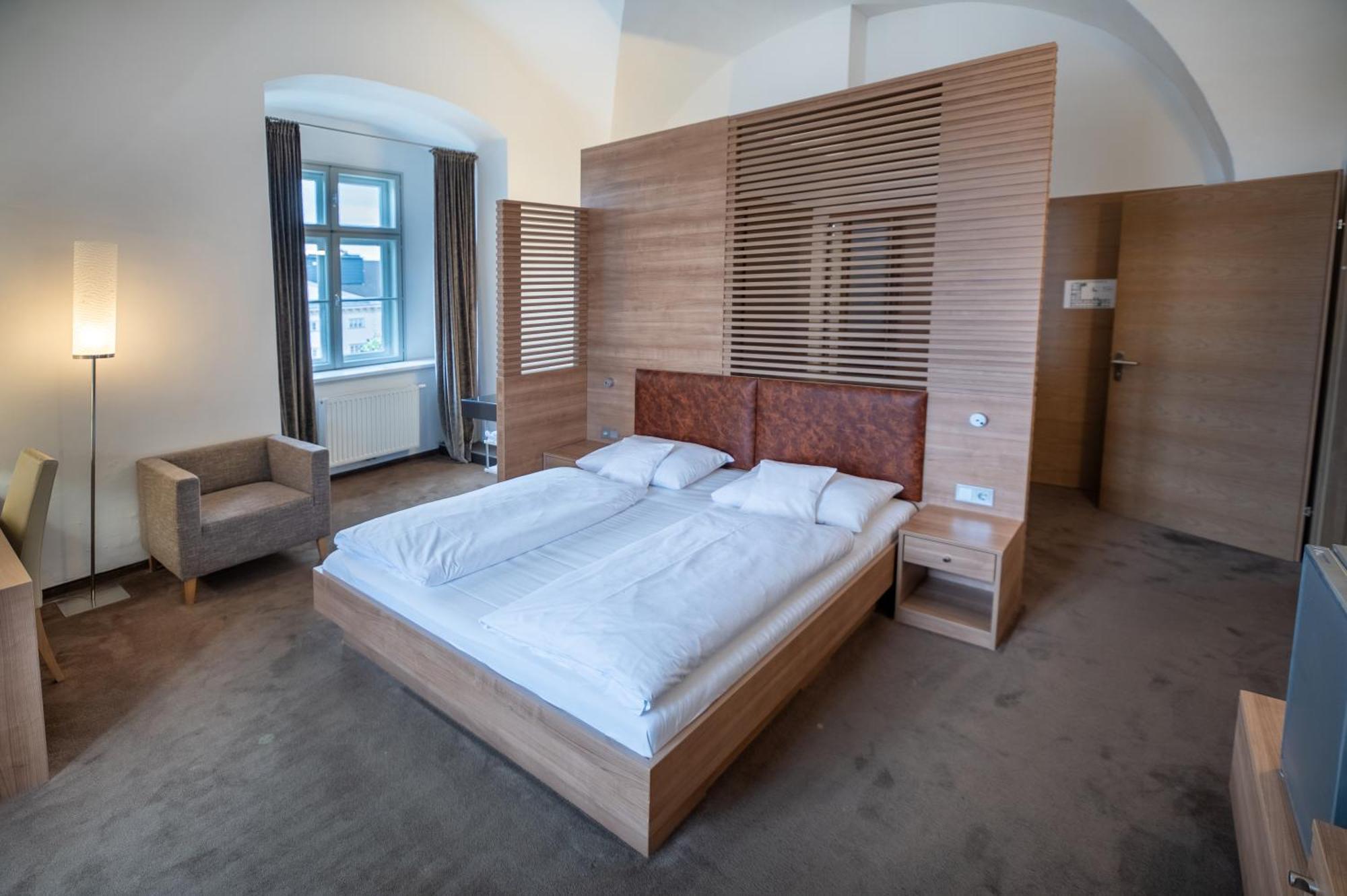 Hotel Altes Kloster Hainburg an der Donau Luaran gambar