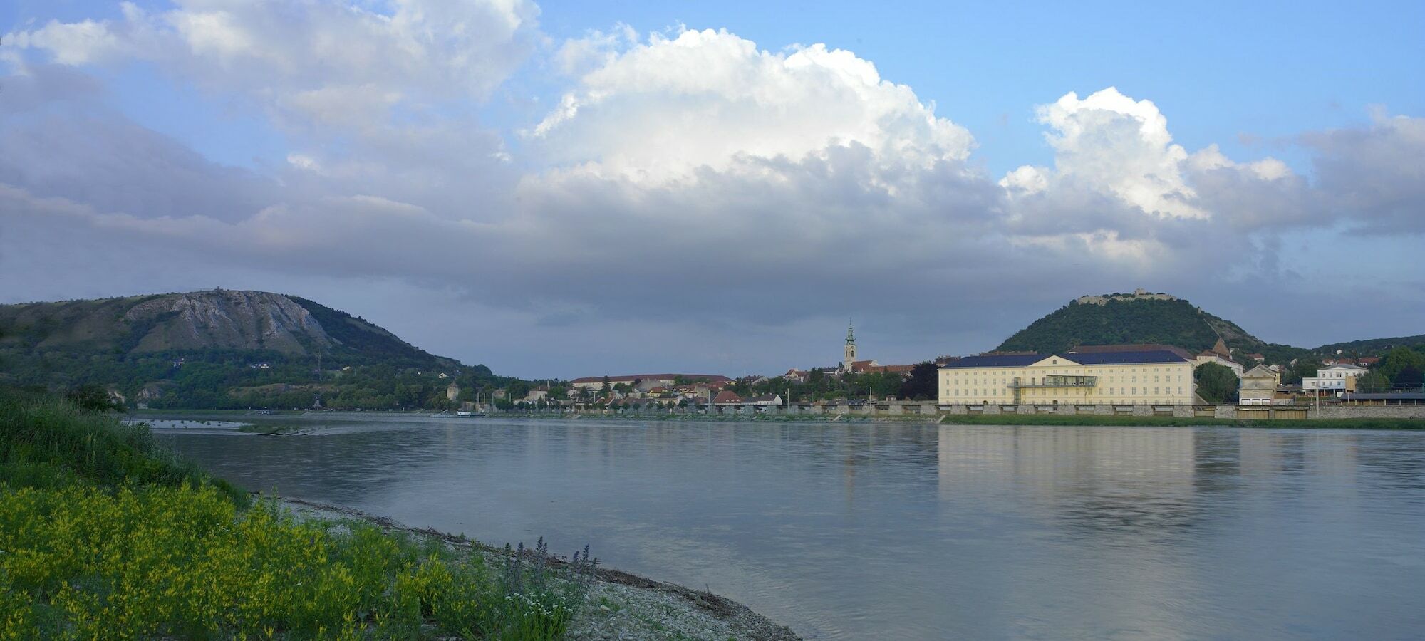 Hotel Altes Kloster Hainburg an der Donau Luaran gambar