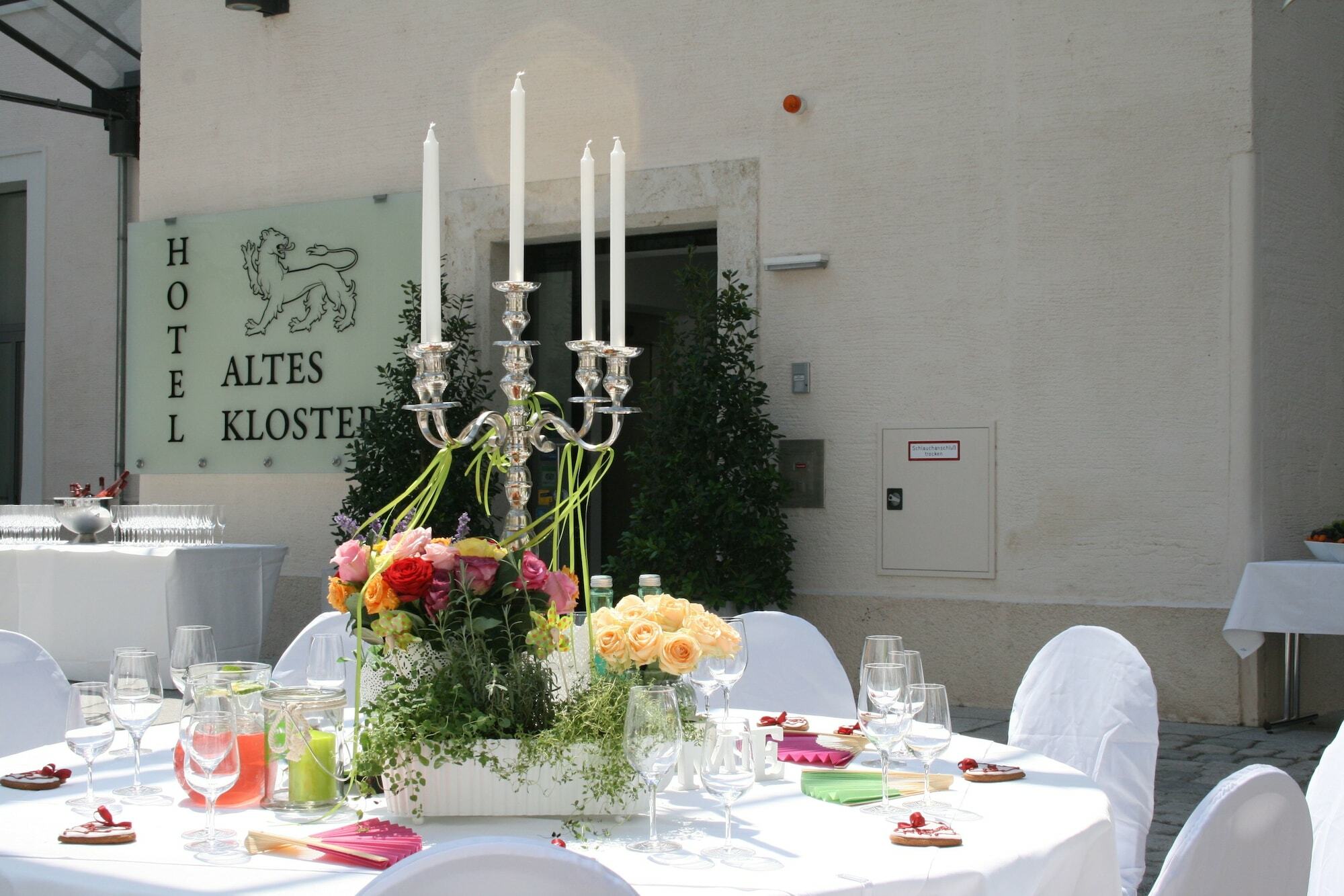Hotel Altes Kloster Hainburg an der Donau Luaran gambar